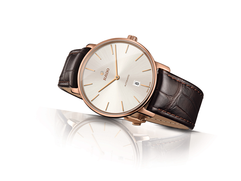 الدفء والتألق يخيّمان على موسم الاعياد مع ساعة DiaMaster Ceramos Automatic من Rado